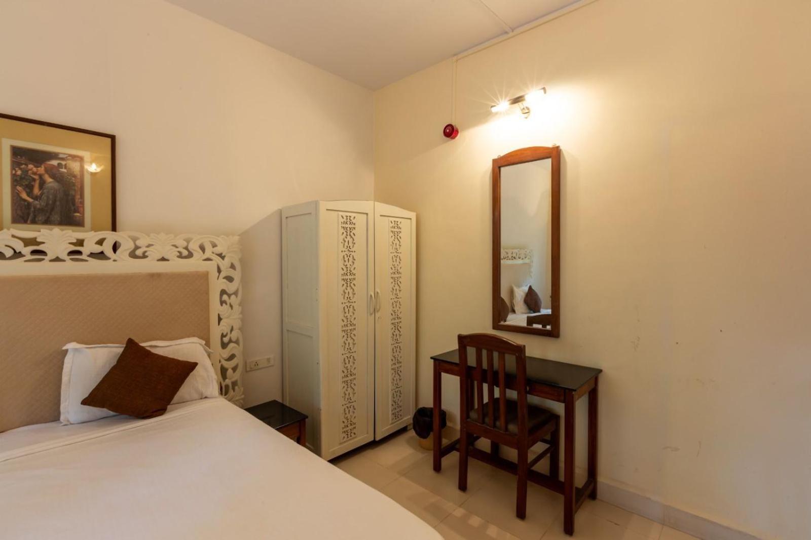 Quirky Stays- 2bhk, Pool,kitchen,wifi Apartment