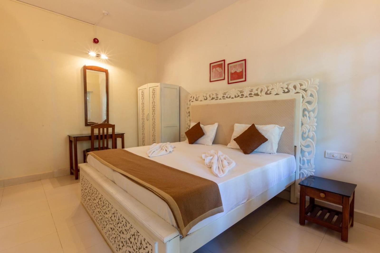Quirky Stays- 2bhk, Pool,kitchen,wifi